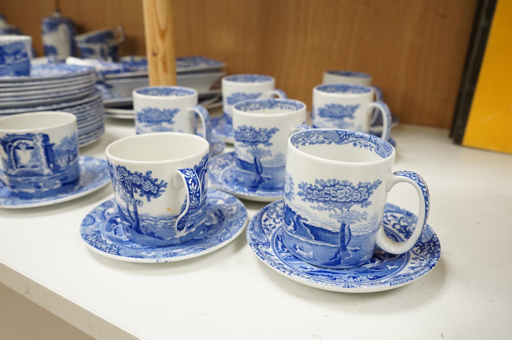 A quantity of Spode Italian dinner and tea ware to include cups and saucers, tea and coffee pot and side plates